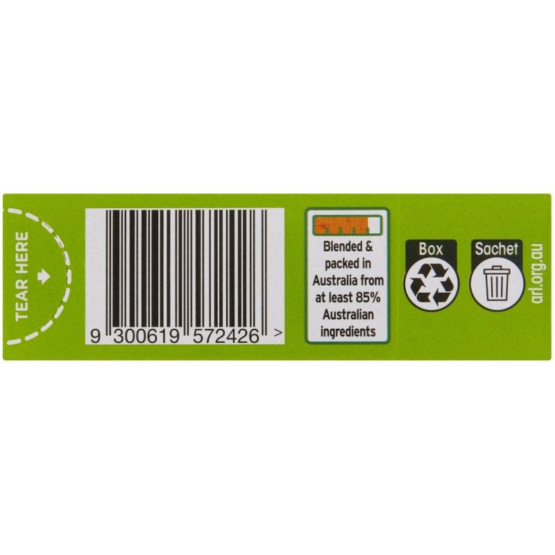 Enjoy the crisp taste of Aeroplane Green Apple Jelly Powder 85g. Easy to prepare, this refreshing green apple jelly is perfect for desserts, parties, and fun snacks.