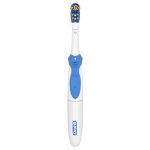 Oral B 3D White Electric Battery Toothbrush