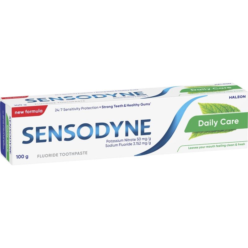 Protect sensitive teeth daily with Sensodyne Daily Care Fluoride Toothpaste 100g. It offers gentle cavity protection and sensitivity relief, keeping your teeth strong, healthy, and feeling fresh every day.