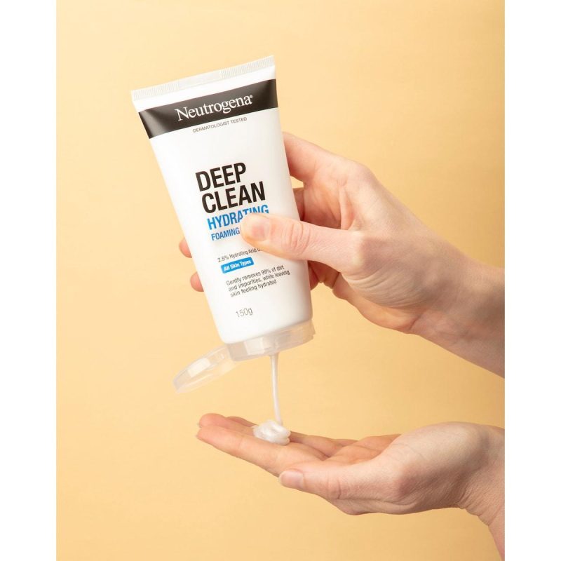 Neutrogena Deep Clean Hydrating Foaming Face Cleanser 150ml
