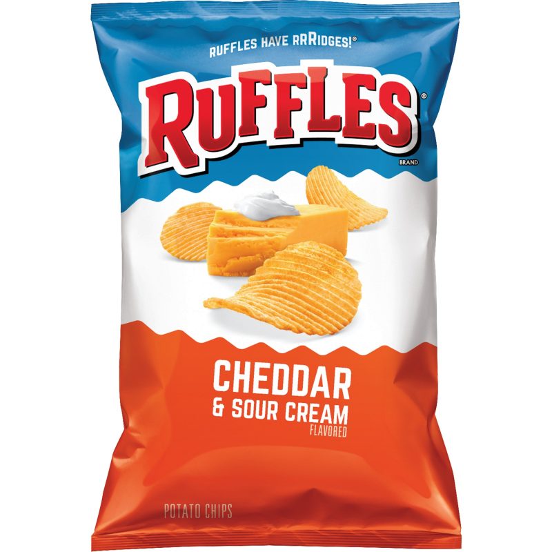 Ruffles Cheddar Cheese and Sour Cream Flavoured Potato Chips 184g